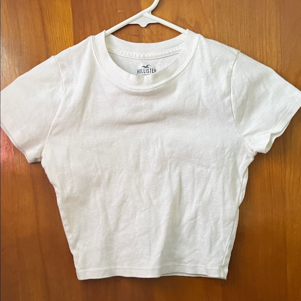 Hollister Crisp White Tee